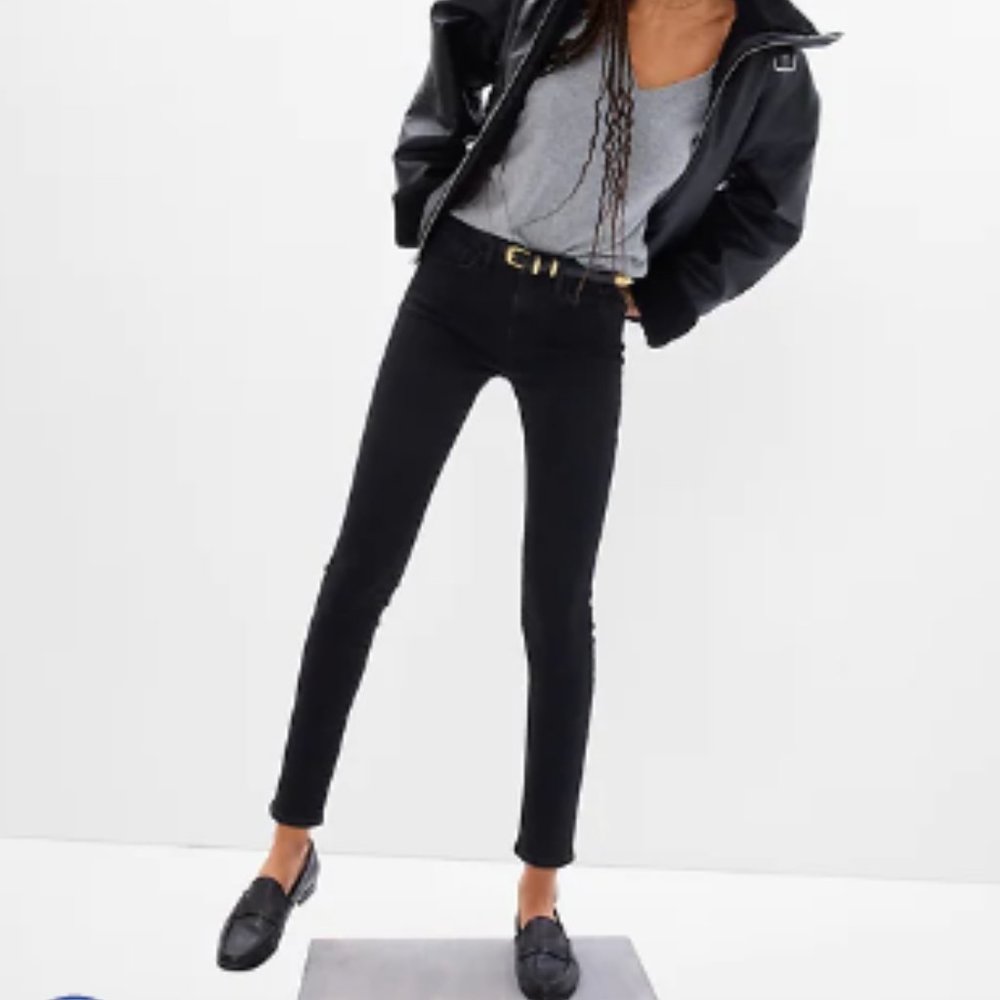 LAST CHANCE!Gap True Skinny Mid Rise Jeans 31 12 TALL